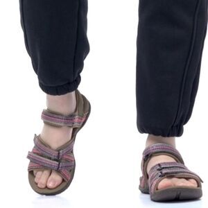 BRAND NEW WHITIN HIKING ARCH SUPPORT  ADJUSTABLE HOOK AND LOOP STRAP SANDAL